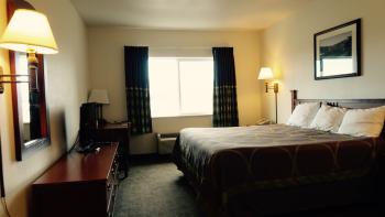 Super 8 Medford Oregon Hotel for Sale - Image# 1